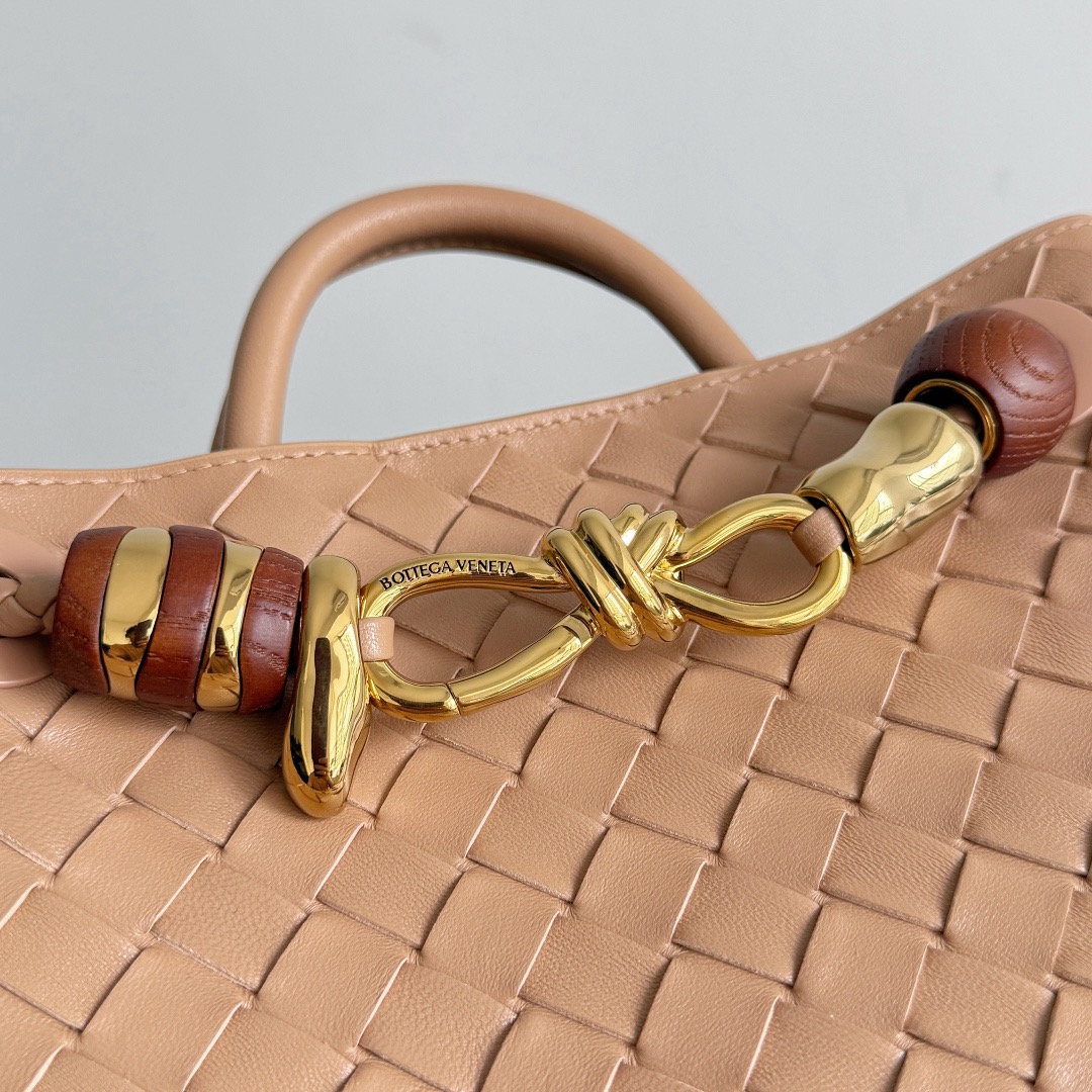BOTTEGA VENETA 보테가베네타 Andiamo 인트레치아토 숄더 토트백 6