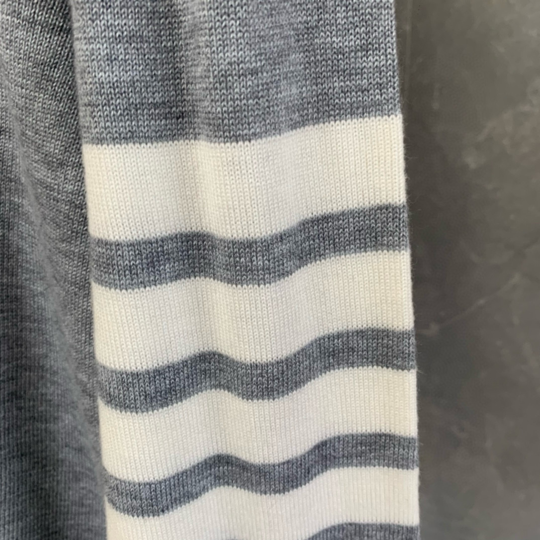 Thom Browne 톰브라운 스틱맨 라운드넥 울 니트 스웨터 9