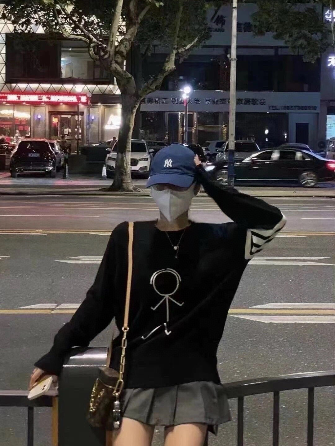 Thom Browne 톰브라운 스틱맨 라운드넥 울 니트 스웨터 1