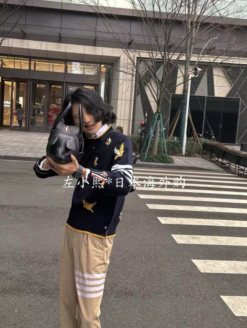 Thom Browne 톰브라운 TB23 FW 비즈 앤 버드 크루넥 니트 스웨터 14