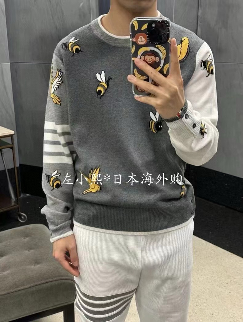 Thom Browne 톰브라운 TB23 FW 벌 자수 라운드넥 니트 스웨터 20