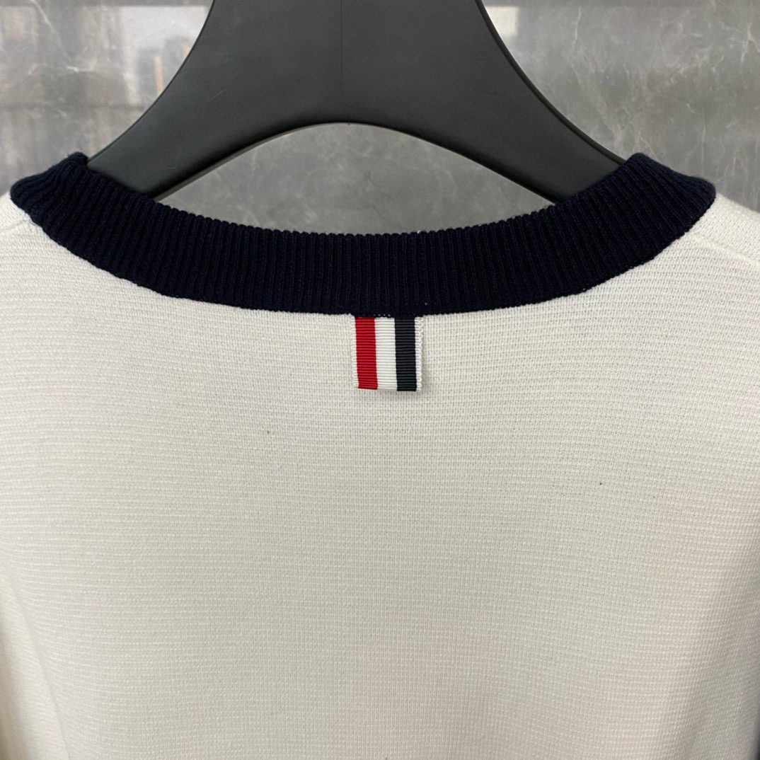 Thom Browne 톰브라운 TB23/FW 삼색 배색 라운드넥 니트 스웨터 15