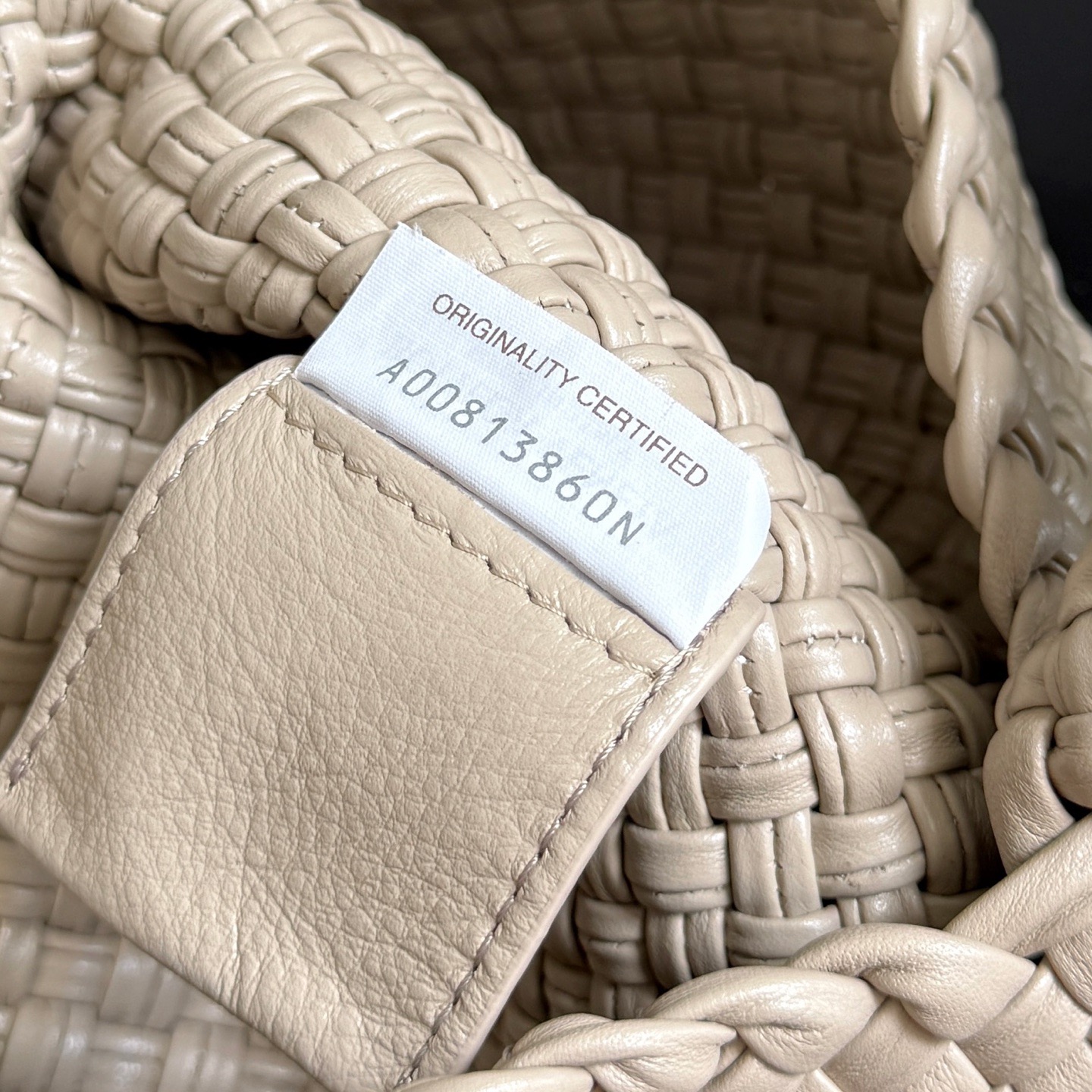 Bottega Veneta Tosca Hop Intrecciato Top Handle Bag 보테가 베네타 토스카 홉 인트레치아토 토트백 베이지 31cm 8