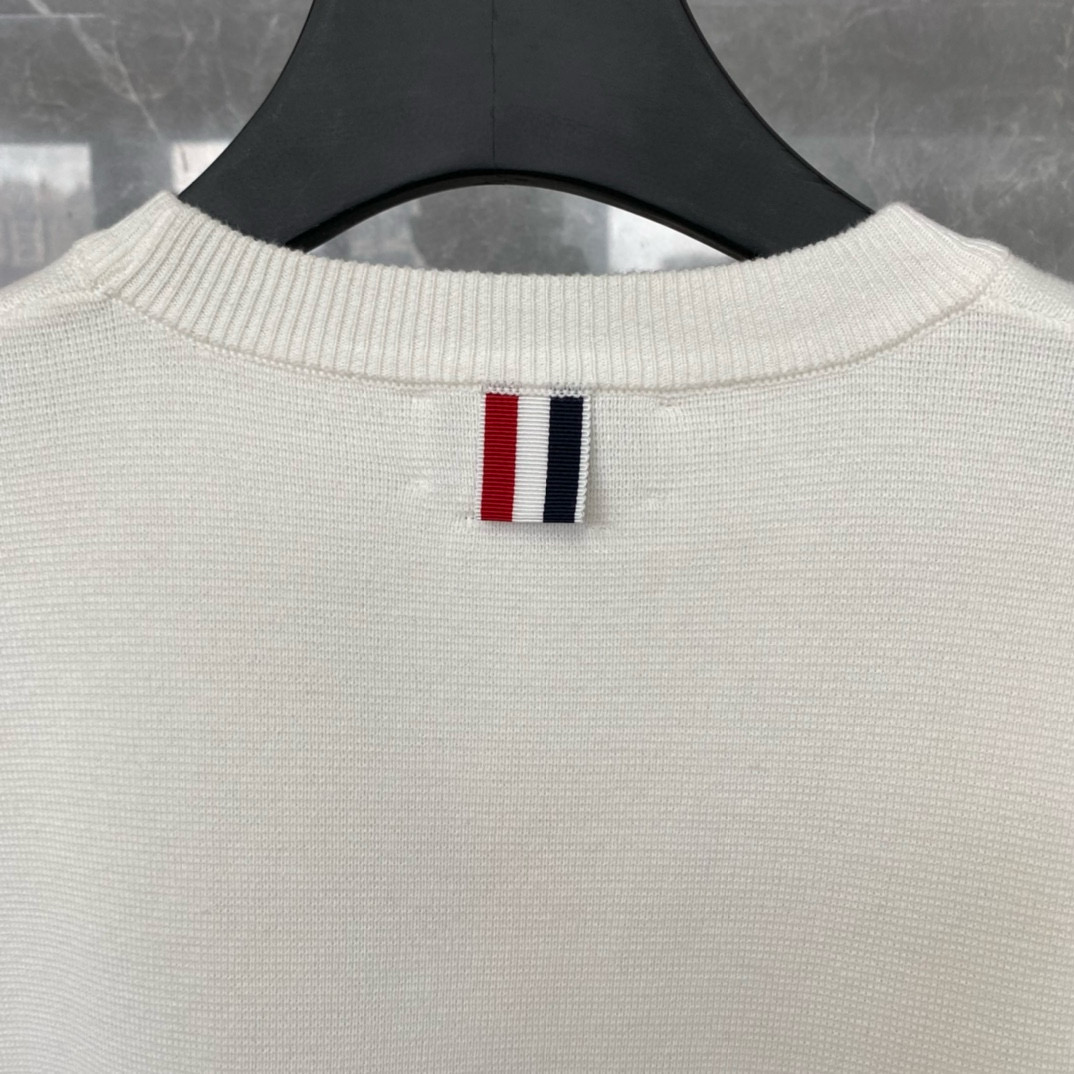 Thom Browne 톰브라운 TB23/FW 가슴 포켓 라운드넥 니트 스웨터 15