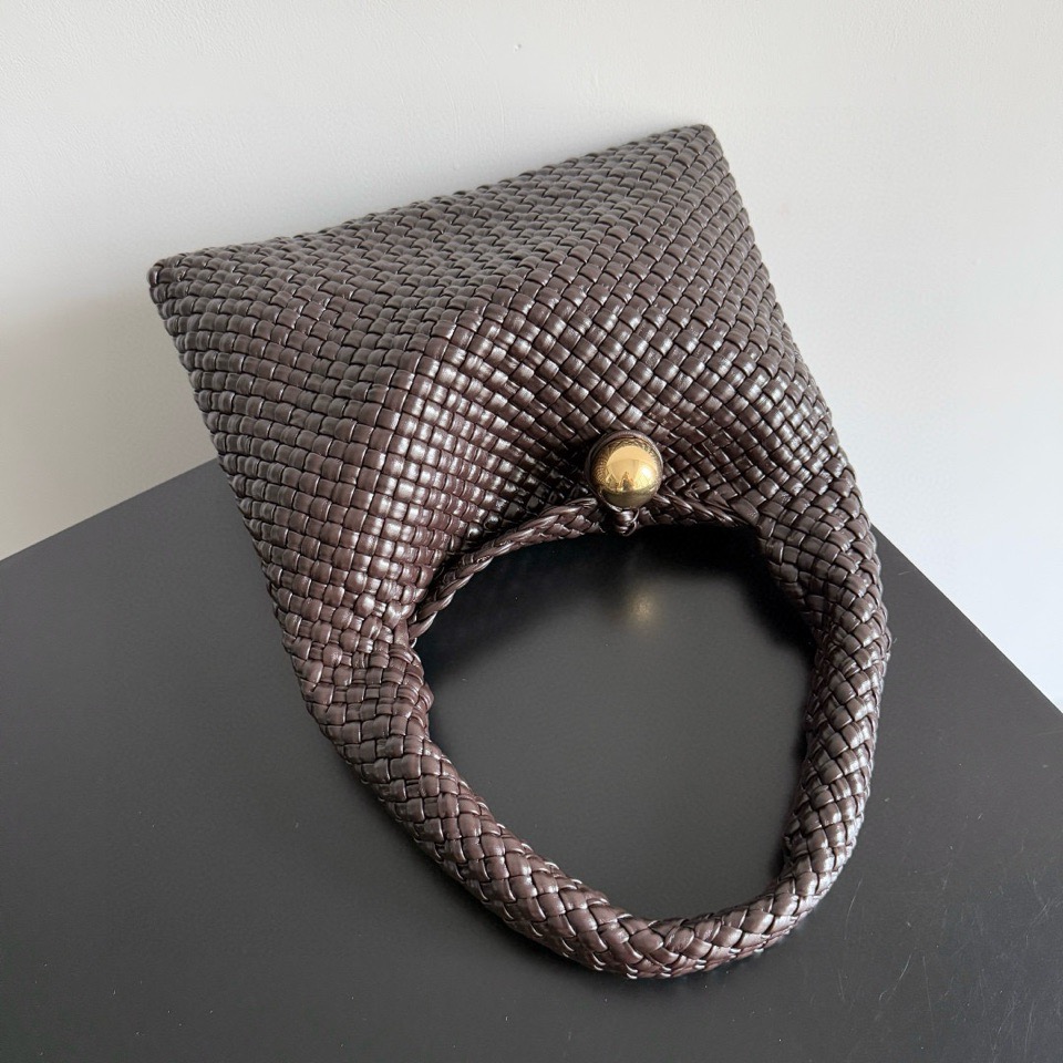 Bottega Veneta Tosca Hop Intrecciato Top Handle Bag 보테가 베네타 토스카 홉 인트레치아토 토트백 버건디 31cm 5