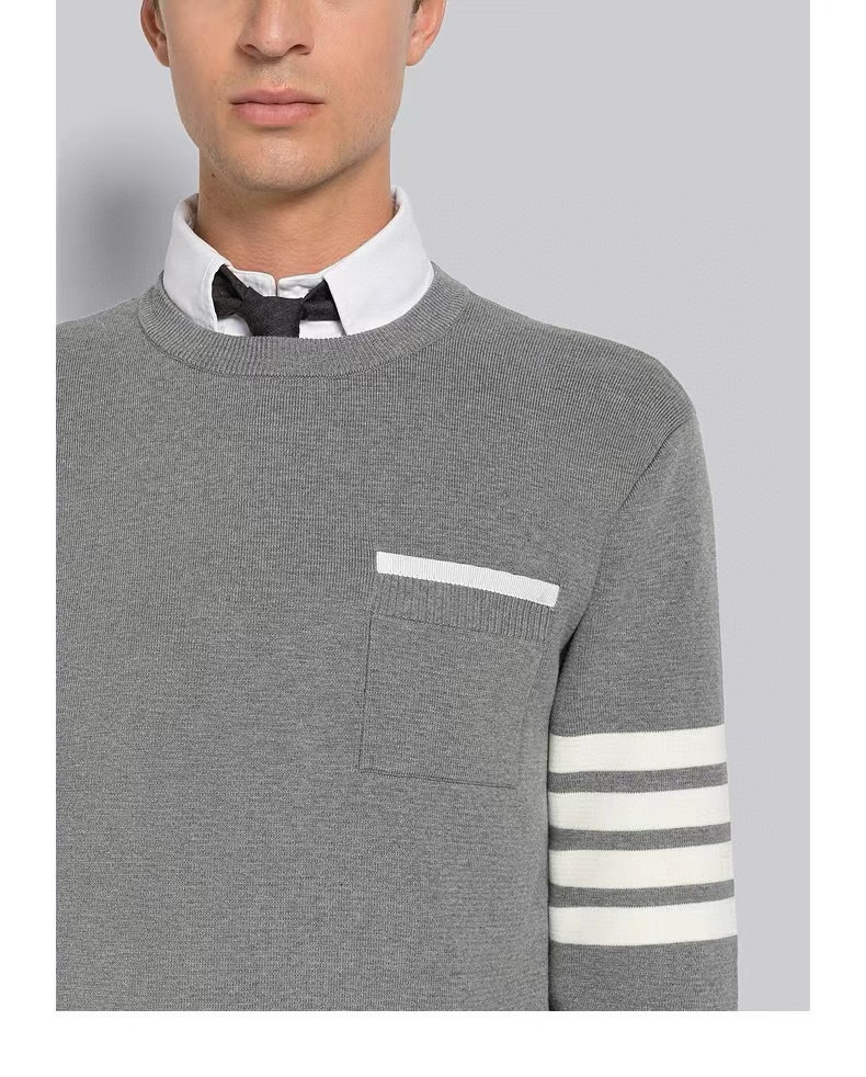 Thom Browne 톰브라운 TB23/FW 가슴 포켓 라운드넥 니트 스웨터 2