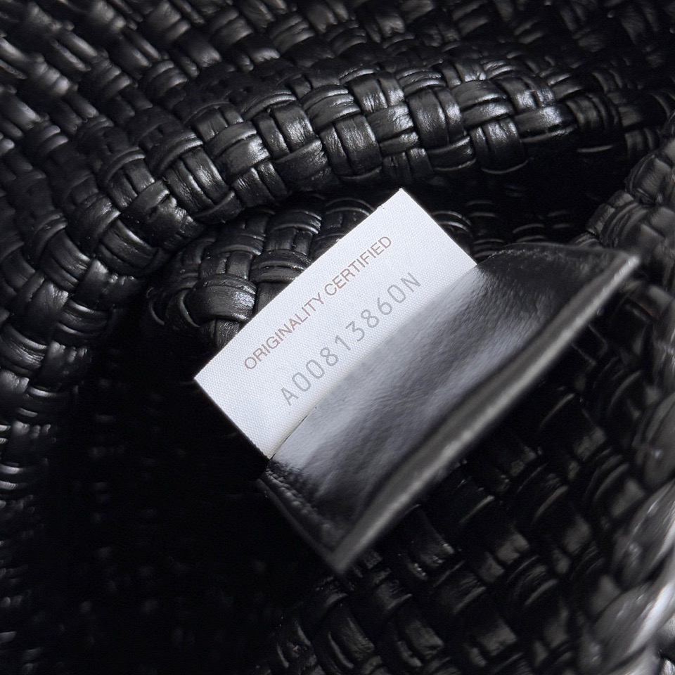 Bottega Veneta Tosca Hop Intrecciato Top Handle Bag 보테가 베네타 토스카 홉 인트레치아토 토트백 블랙 31cm 7