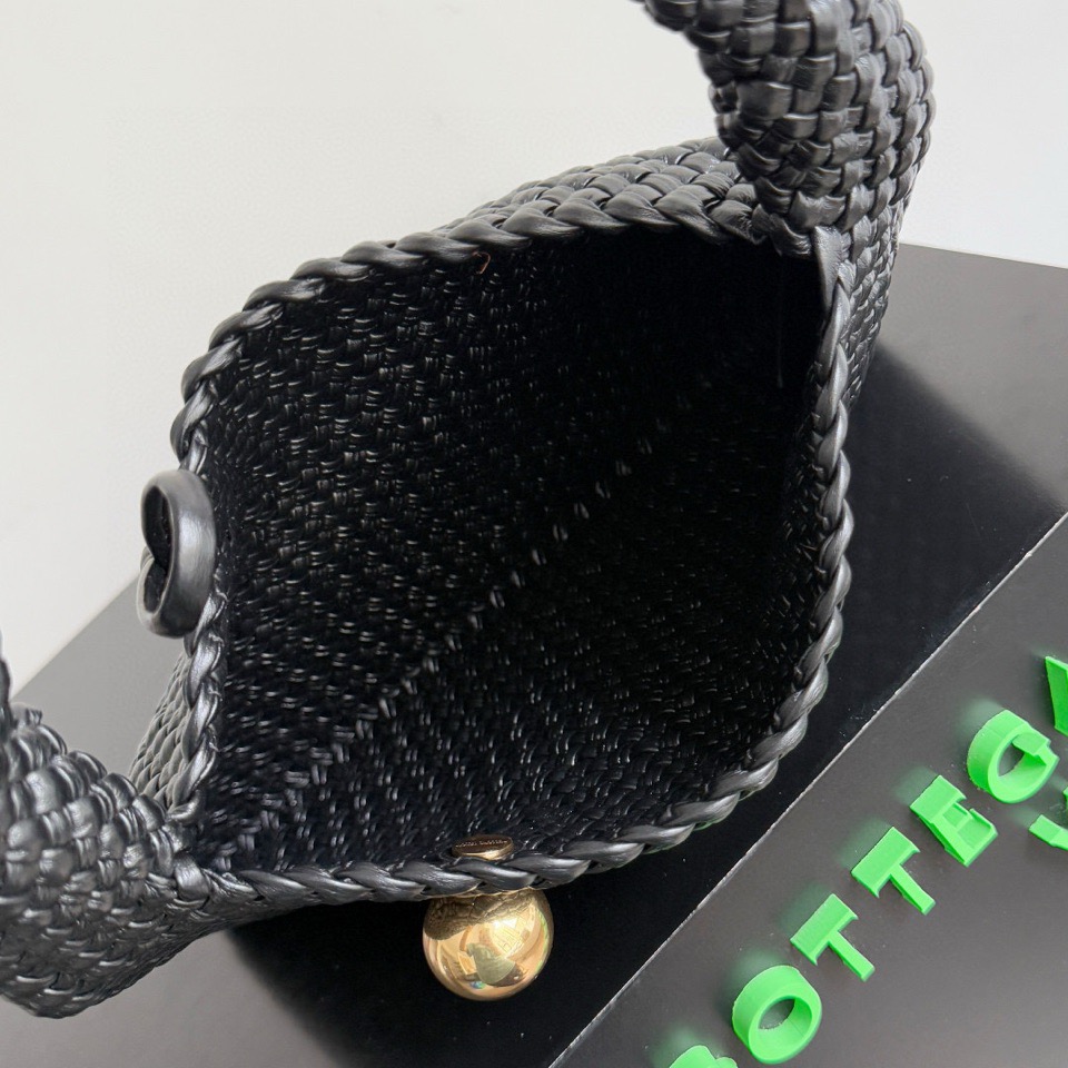 Bottega Veneta Tosca Hop Intrecciato Top Handle Bag 보테가 베네타 토스카 홉 인트레치아토 토트백 블랙 31cm 8