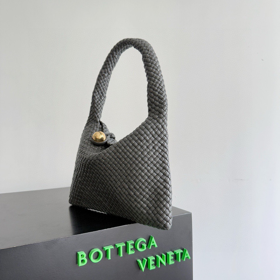 Bottega Veneta Tosca Hop Intrecciato Top Handle Bag 보테가 베네타 토스카 홉 인트레치아토 토트백 그레이 31cm 2