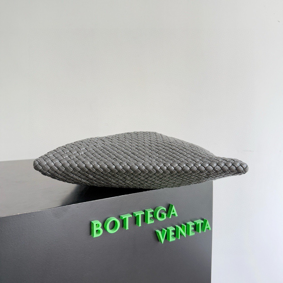 Bottega Veneta Tosca Hop Intrecciato Top Handle Bag 보테가 베네타 토스카 홉 인트레치아토 토트백 그레이 31cm 3