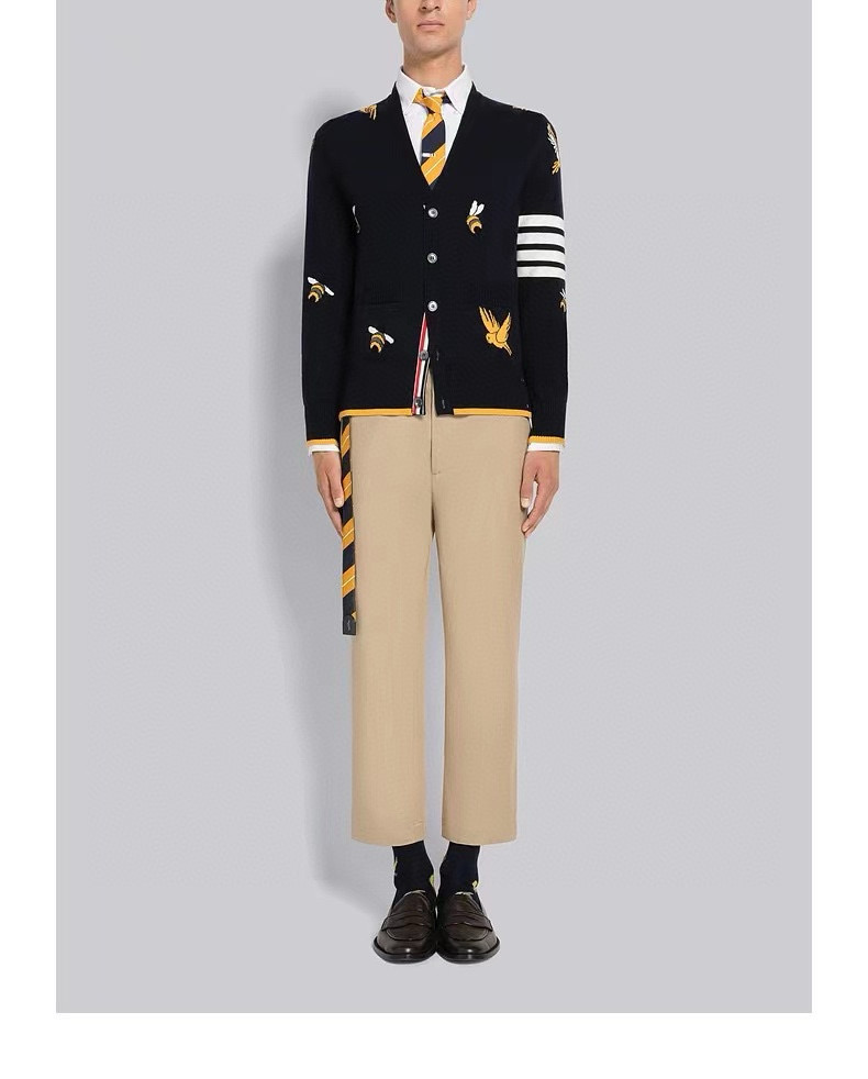 Thom Browne 톰브라운 TB23 FW 벌 자수 가디건 니트 5