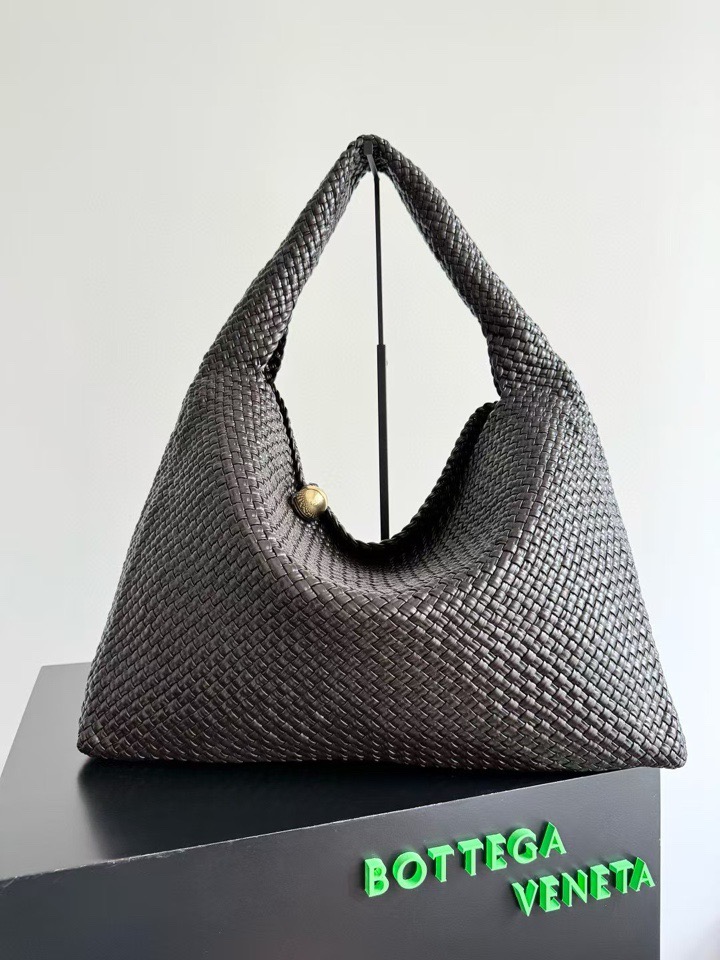 Bottega Veneta Tosca Hop Intrecciato 보테가 베네타 토스카 홉 인트레치아토 바치 위빙 호보백 다크브라운 54cm 1