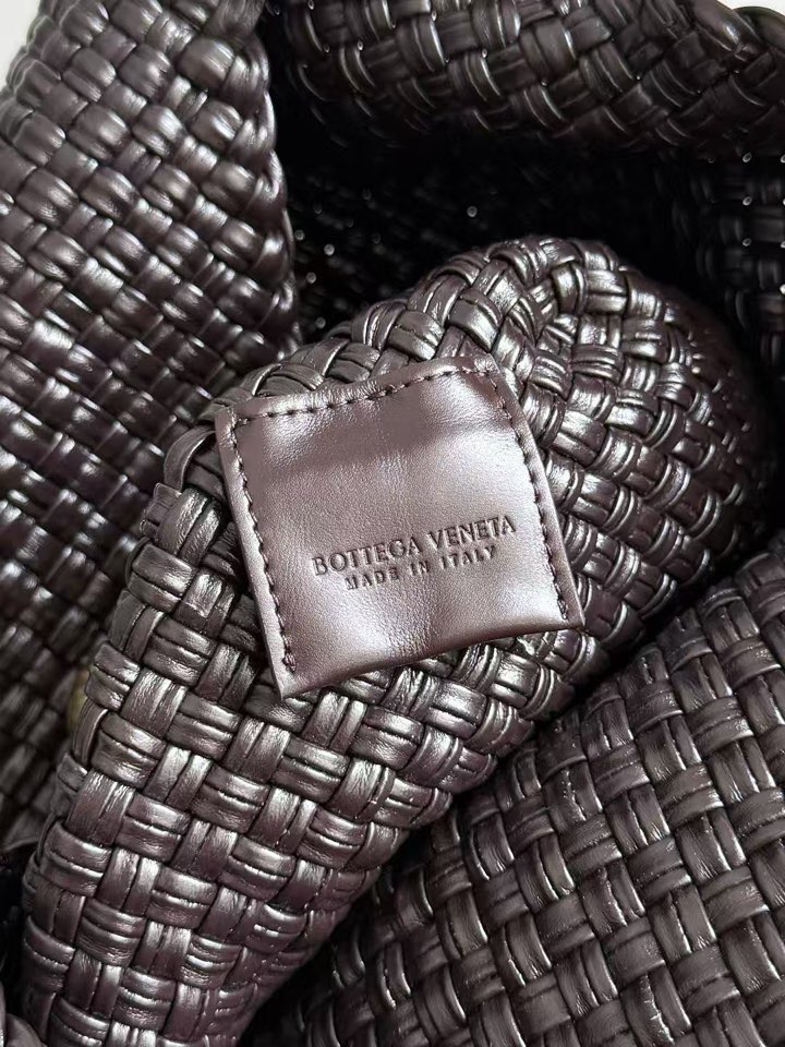 Bottega Veneta Tosca Hop Intrecciato 보테가 베네타 토스카 홉 인트레치아토 바치 위빙 호보백 다크브라운 54cm 7