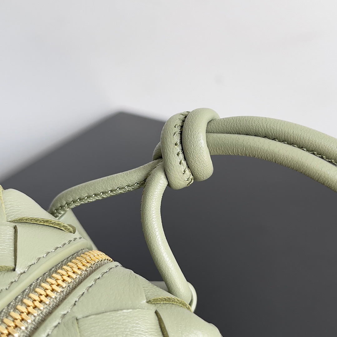 BOTTEGA VENETA 보테가베네타 인트레치아토 루프 카메라백 동석록 7