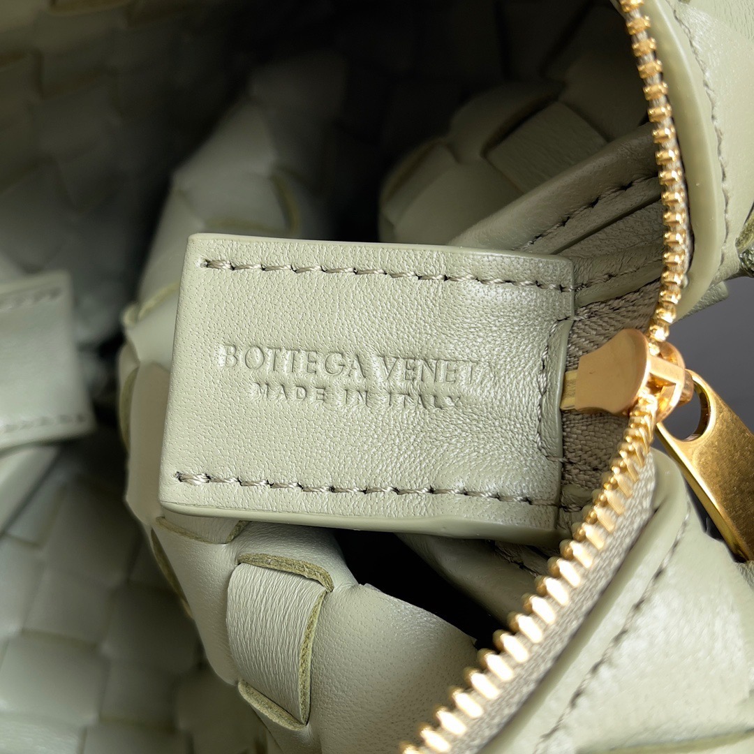 BOTTEGA VENETA 보테가베네타 인트레치아토 루프 카메라백 동석록 9