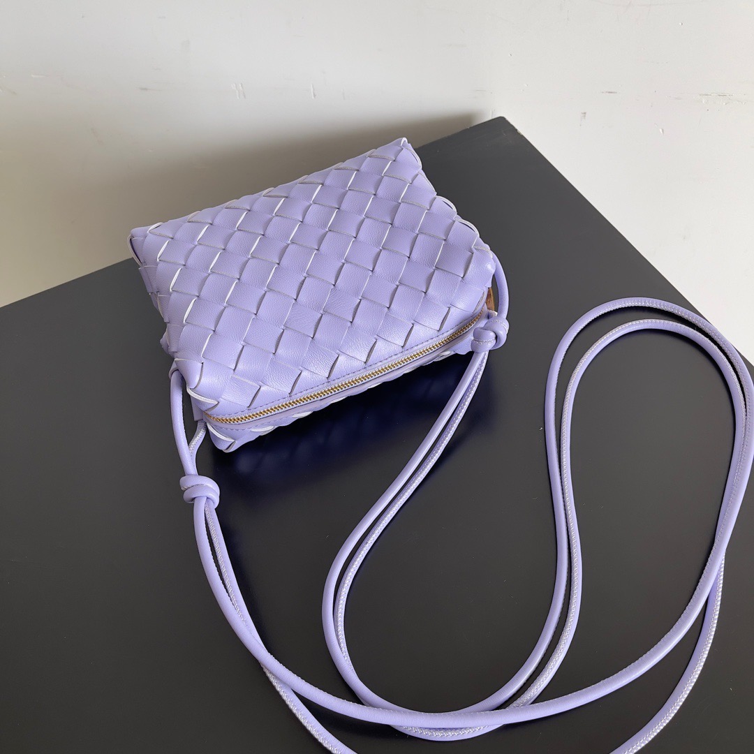 BOTTEGA VENETA 보테가베네타 보테가 베네타 인트레치아토 루프 카메라백 라일락 9