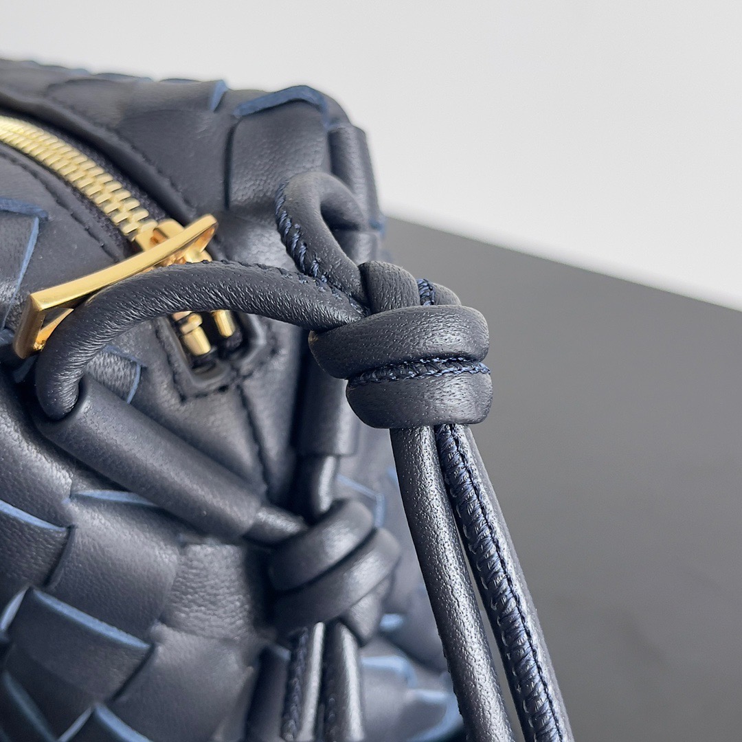BOTTEGA VENETA 보테가베네타 루프 인트레치아토 카메라백 네이비 5