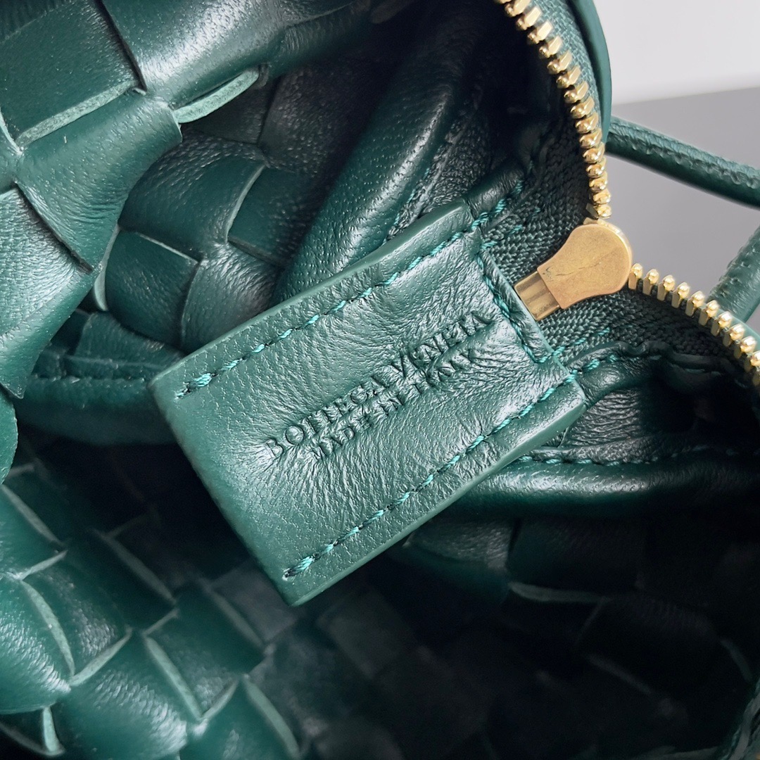 BOTTEGA VENETA 보테가베네타 인트레치아토 루프 카메라백 4