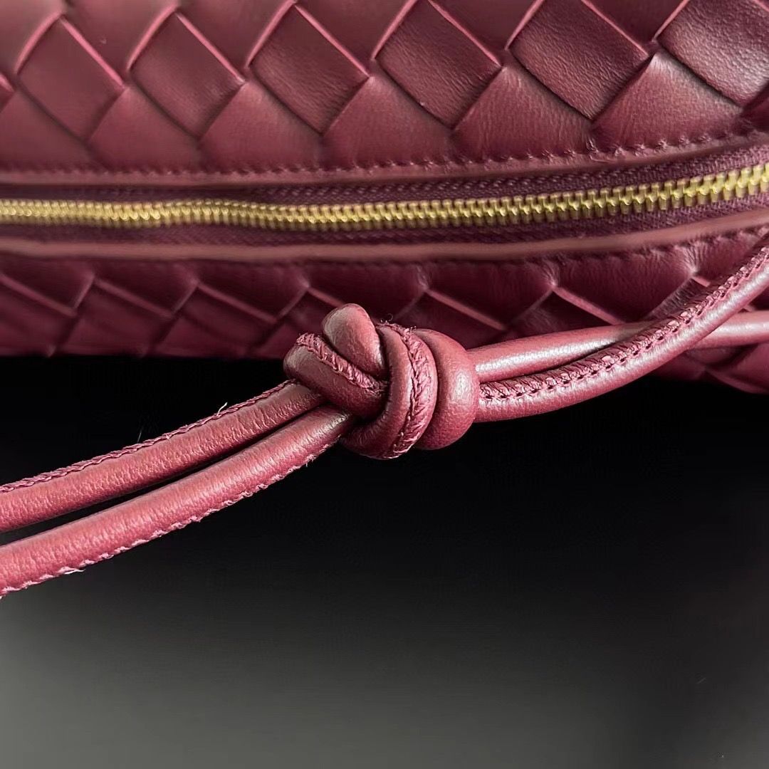 BOTTEGA VENETA 보테가베네타 보테가 베네타 인트레치아토 루프 카메라백 와인 8