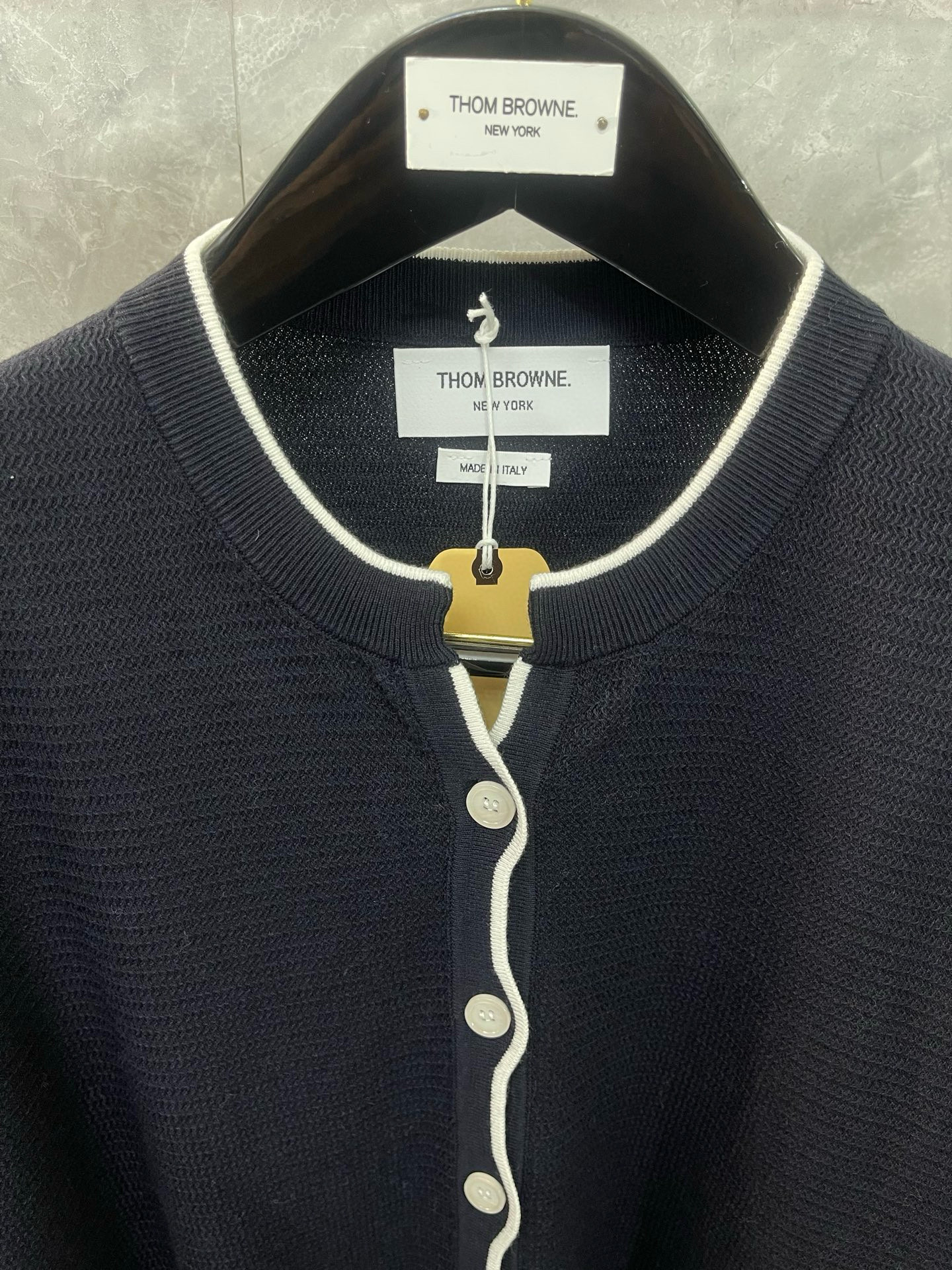 Thom Browne 톰브라운 클래식 배색 라운드넥 니트 가디건 2