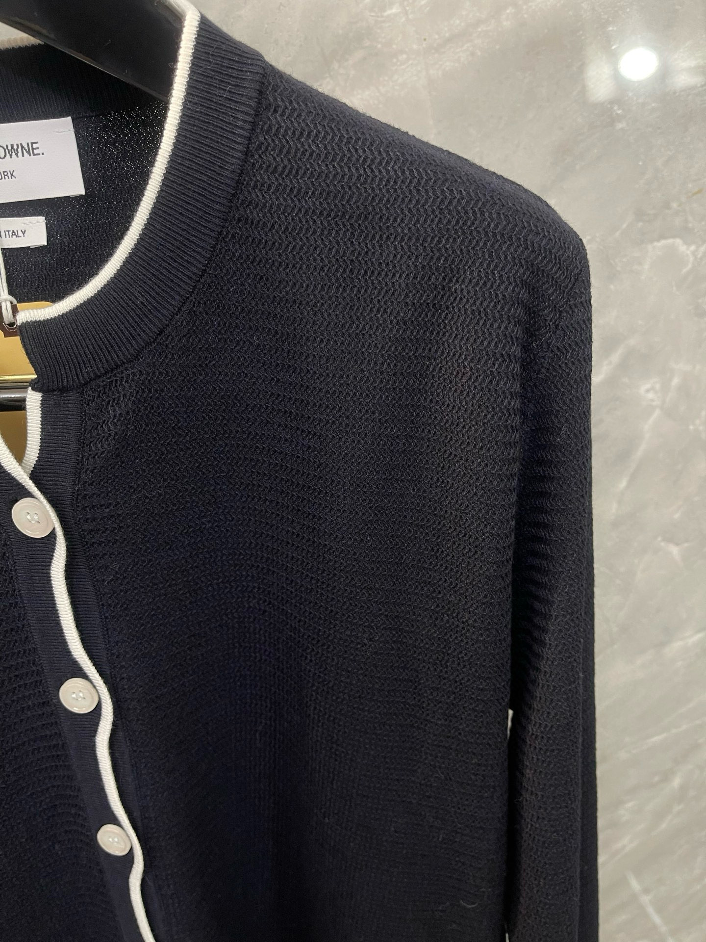 Thom Browne 톰브라운 클래식 배색 라운드넥 니트 가디건 3