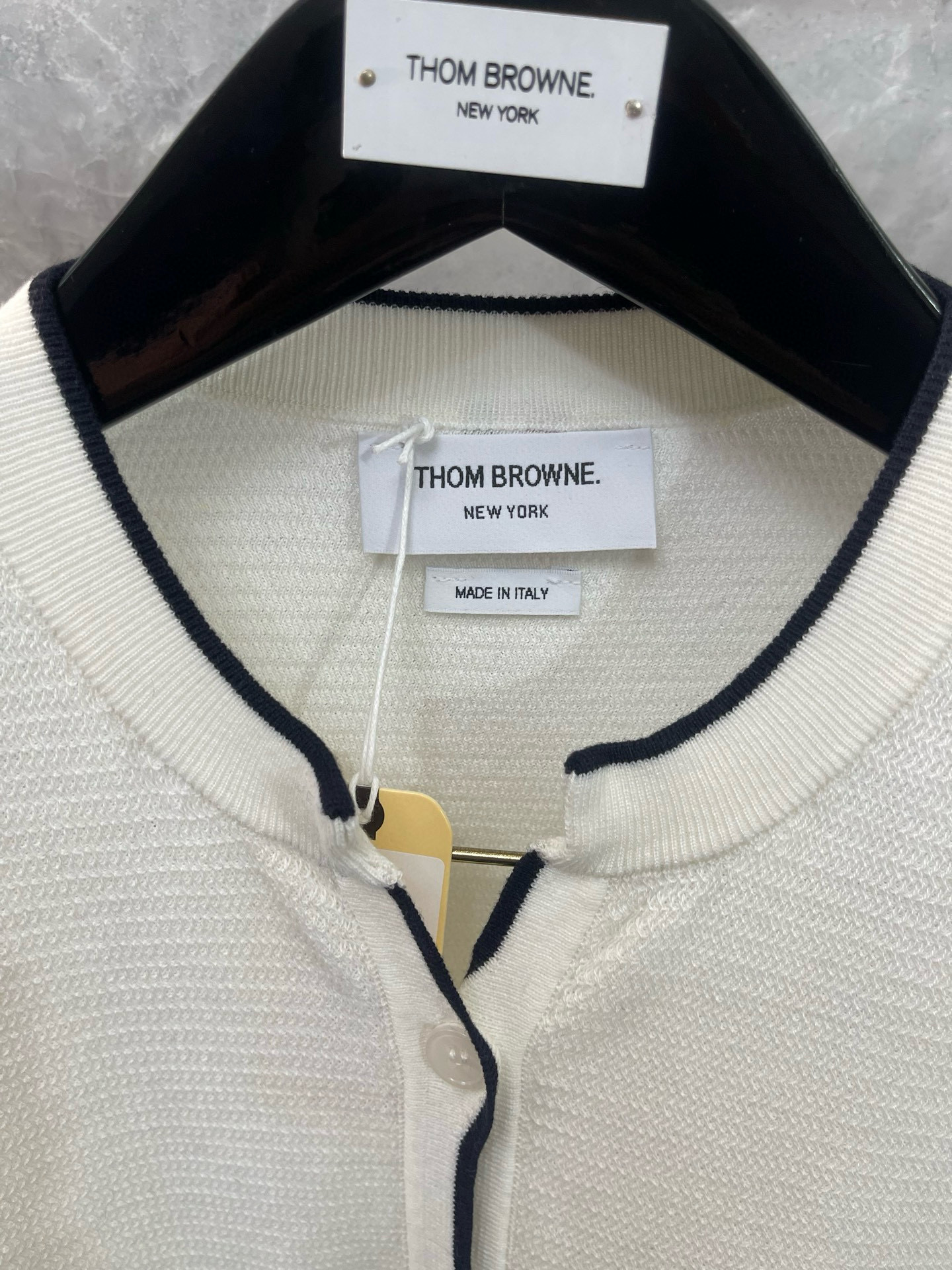 Thom Browne 톰브라운 클래식 배색 라운드넥 니트 가디건 2