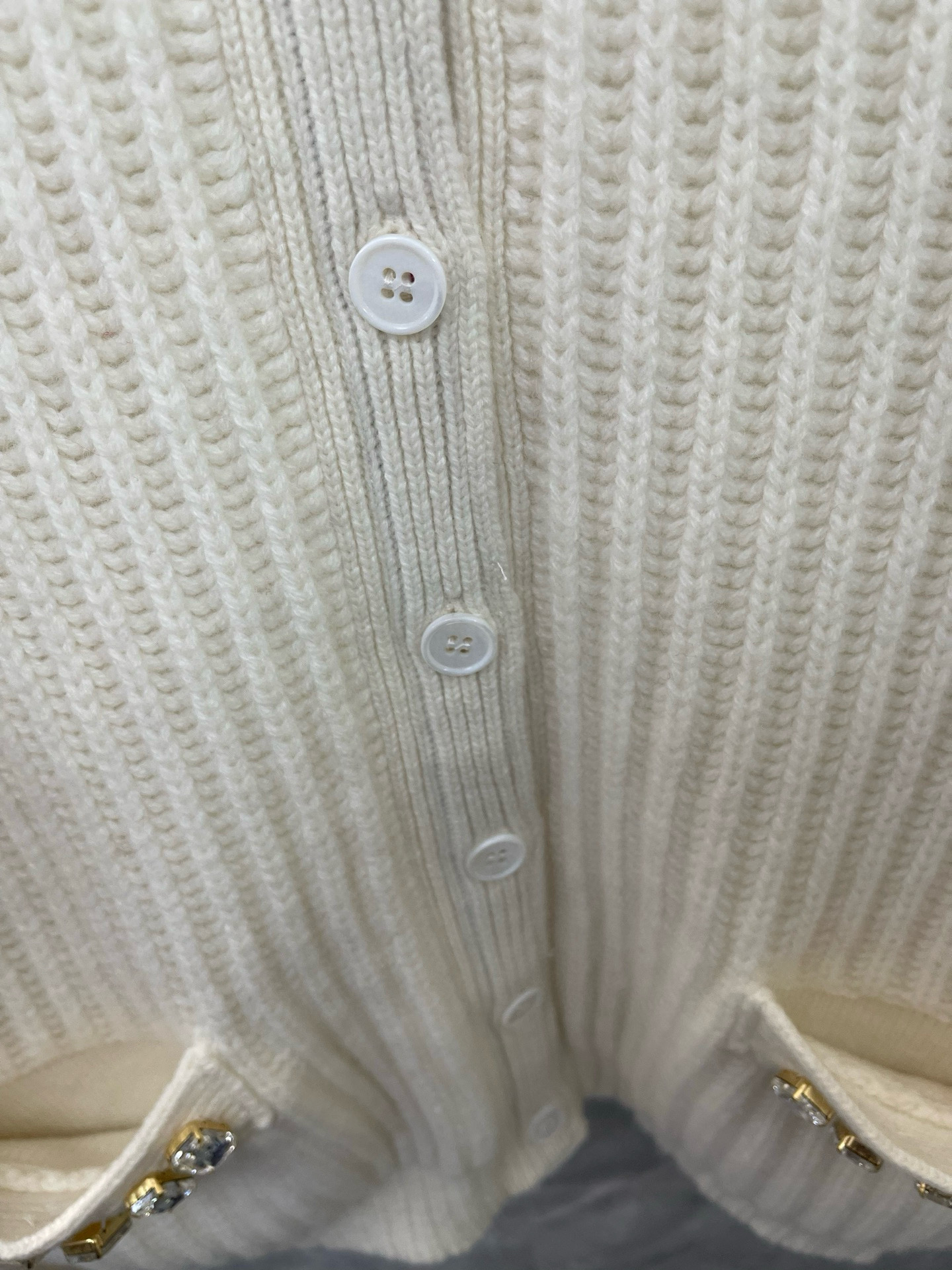 Thom Browne 톰브라운 크리스털 장식 울 니트 가디건 6