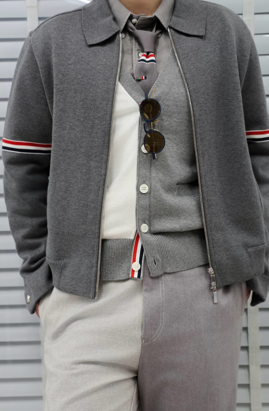 Thom Browne 톰브라운 삼선 스트라이프 집업 재킷 1