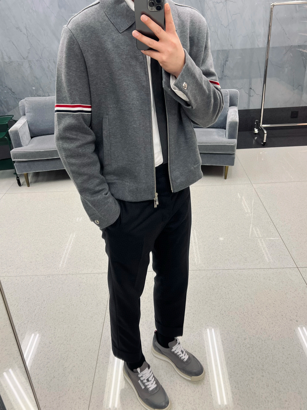 Thom Browne 톰브라운 삼선 스트라이프 집업 재킷 2