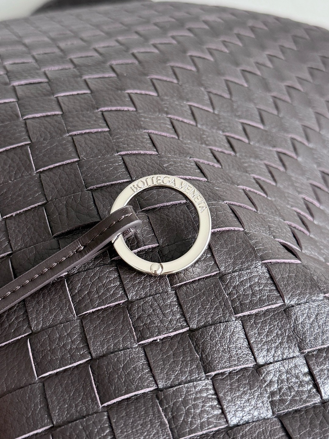 BOTTEGA VENETA 보테가베네타 트래블러 인트레치아토 사슴가죽 호보백 6