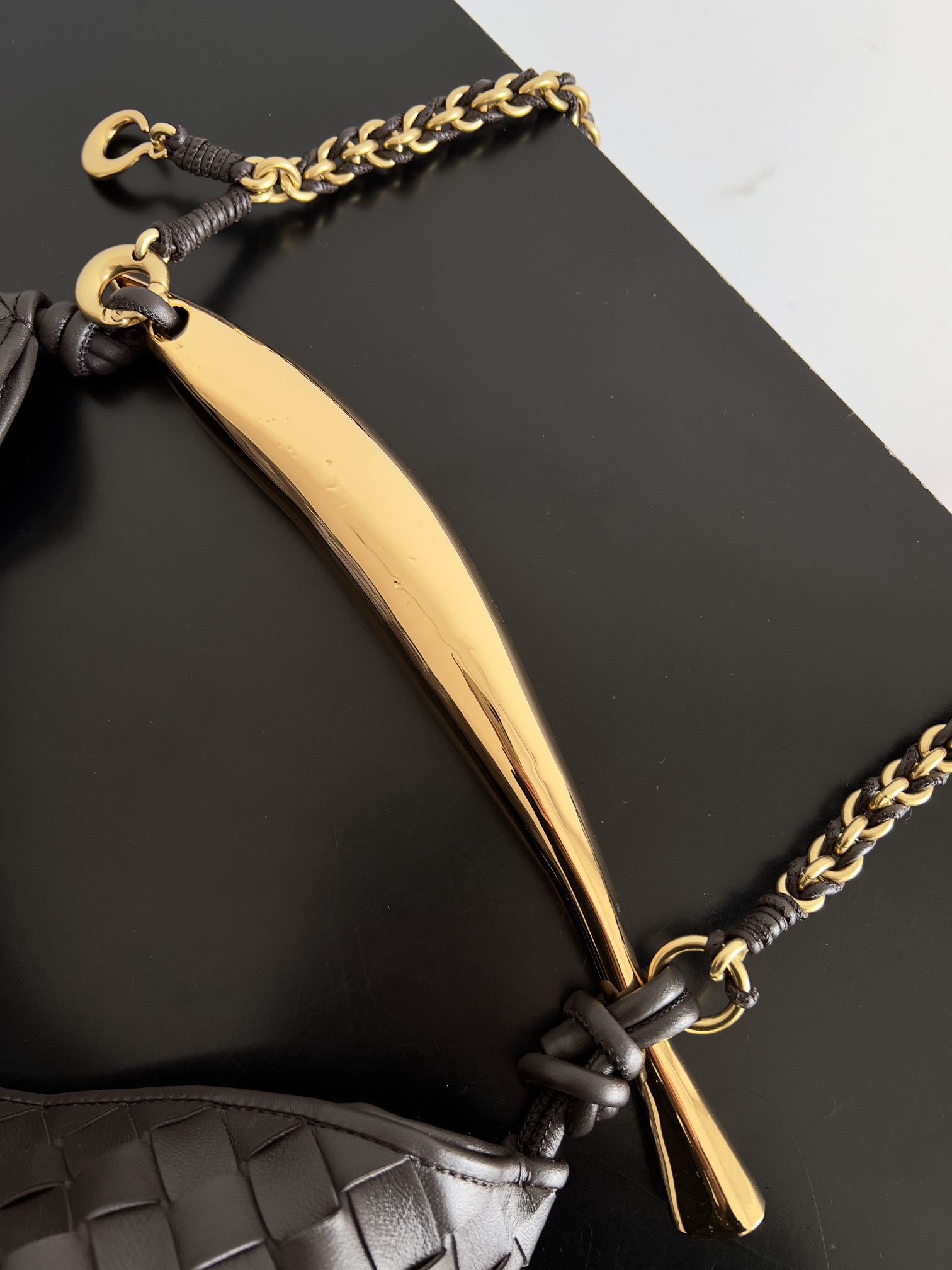 BOTTEGA VENETA 보테가베네타 사딘 인트레치아토 위빙 숄더백 6