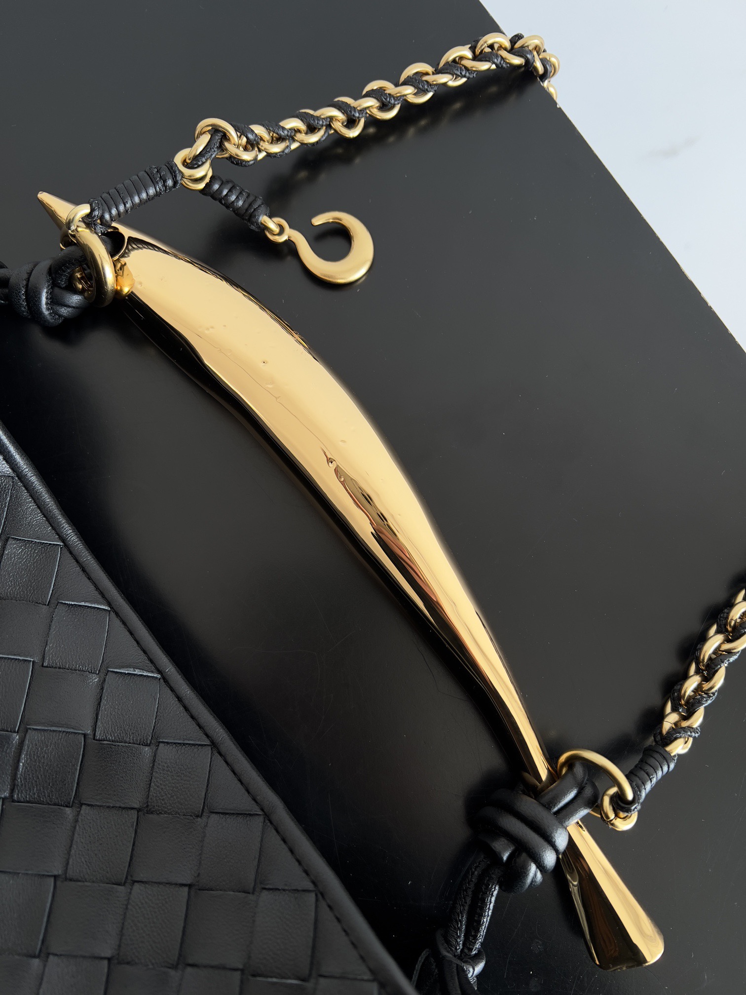 BOTTEGA VENETA 보테가베네타 사딘 인트레치아토 위빙 숄더백 5