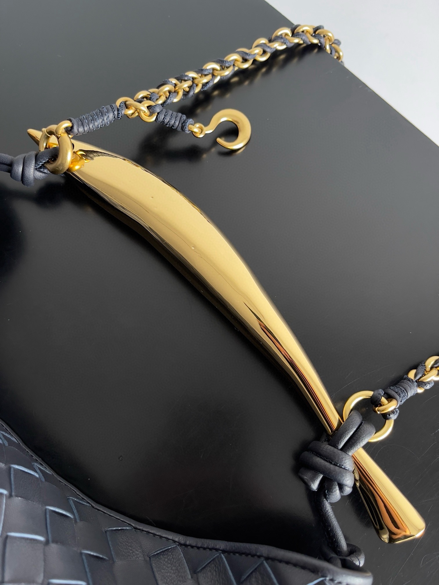 BOTTEGA VENETA 보테가베네타 사딘 인트레치아토 위빙 숄더백 5