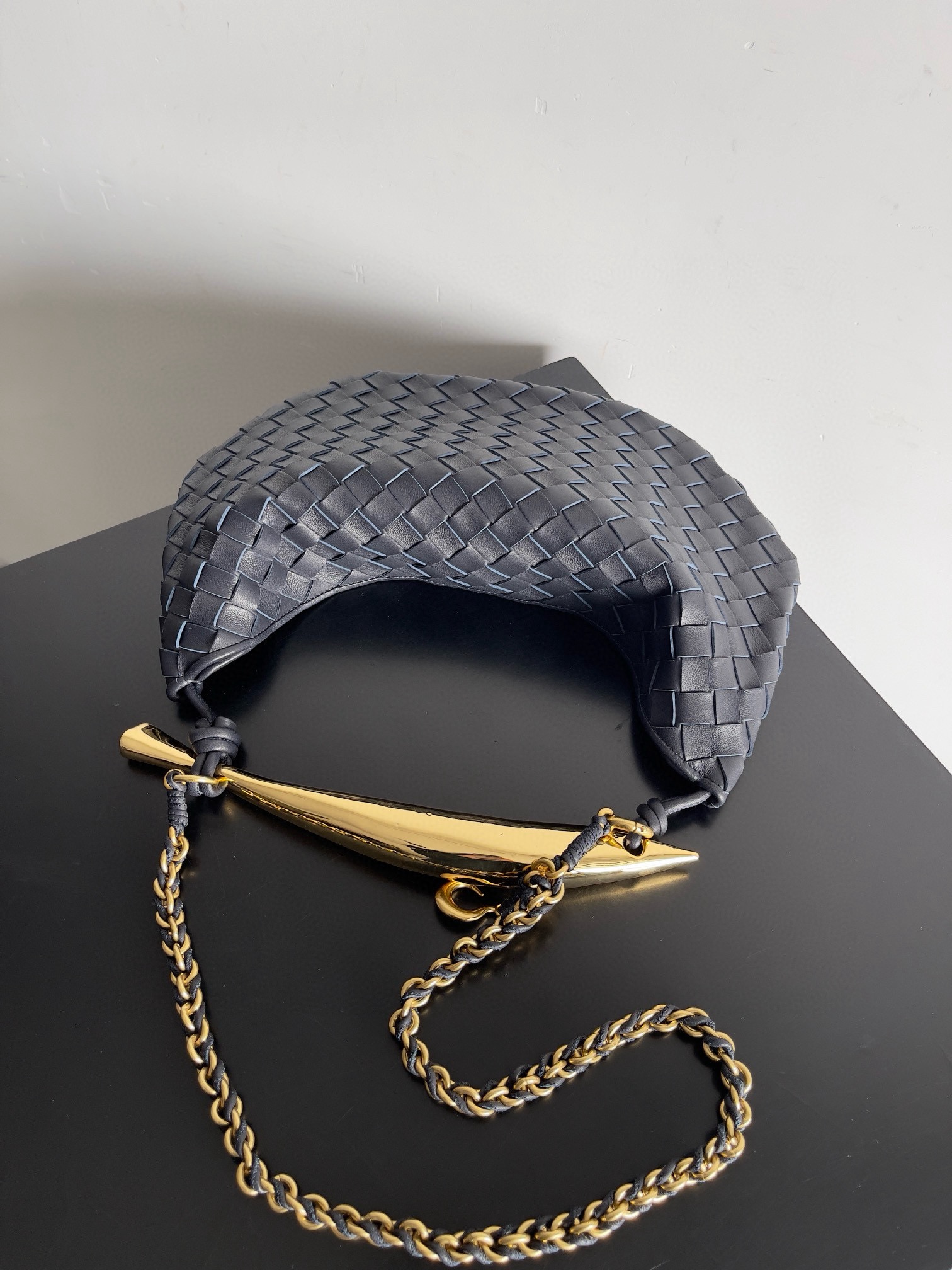 BOTTEGA VENETA 보테가베네타 사딘 인트레치아토 위빙 숄더백 8