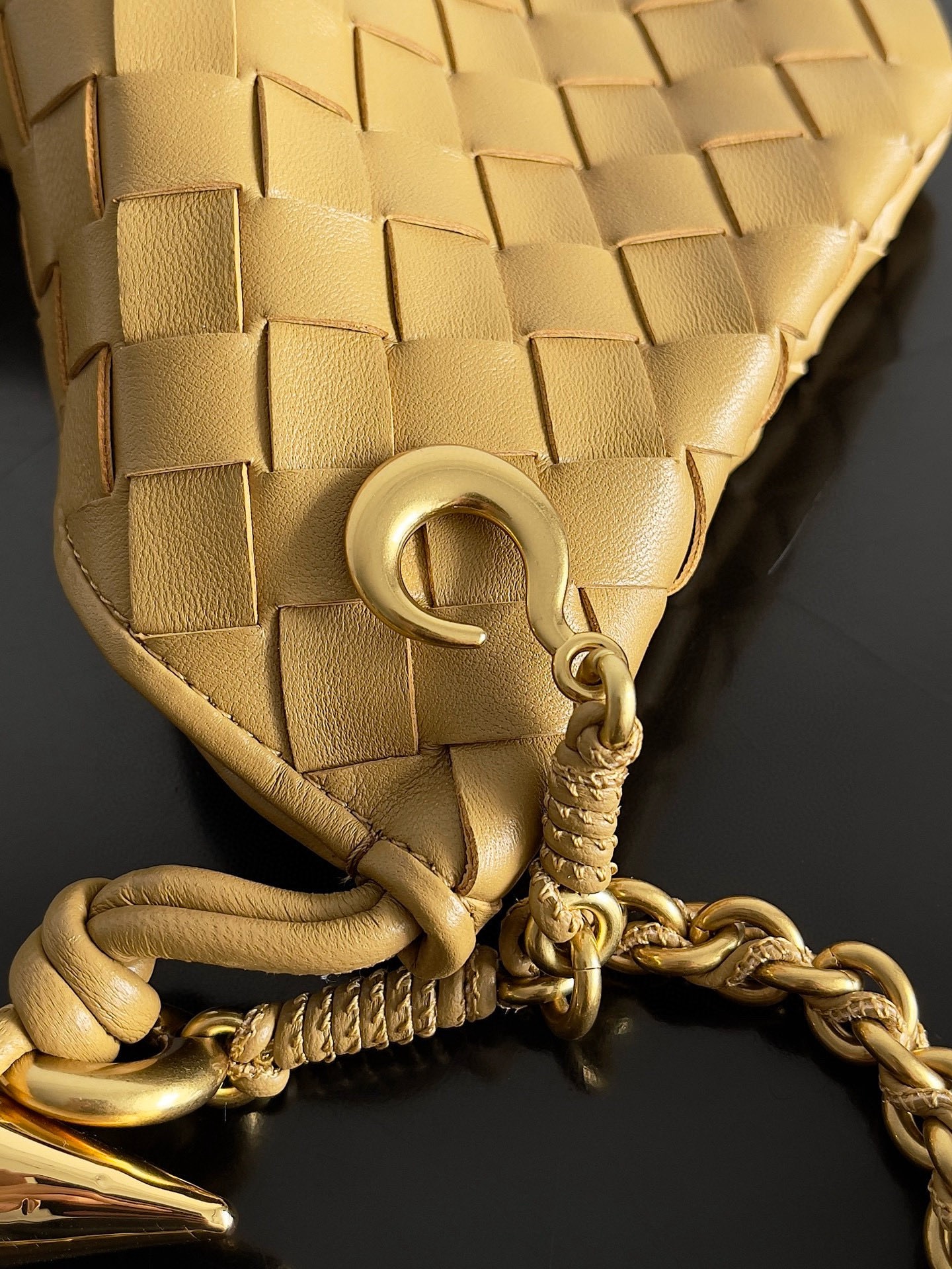 BOTTEGA VENETA 보테가베네타 사딘 인트레치아토 위빙 숄더백 6