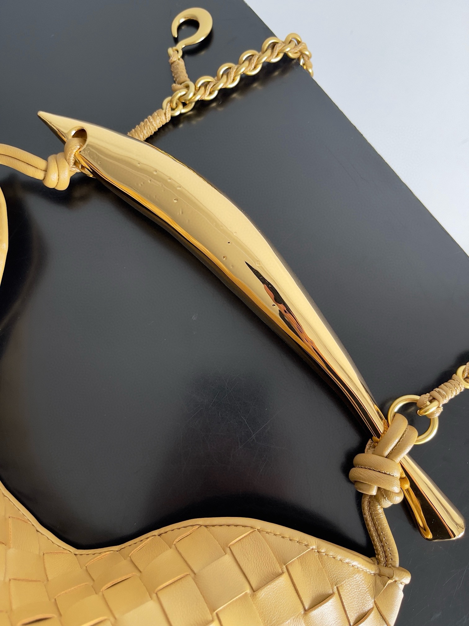 BOTTEGA VENETA 보테가베네타 사딘 인트레치아토 위빙 숄더백 8