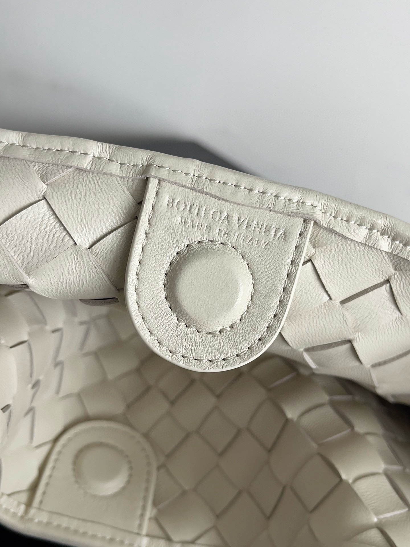 BOTTEGA VENETA 보테가베네타 사딘 인트레치아토 위빙 숄더백 6