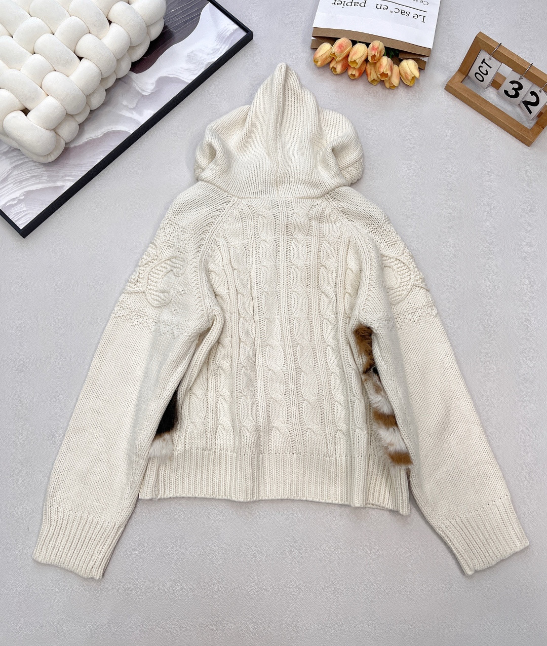 CELINE 셀린느 소가죽 배색 후드 니트 집업 11