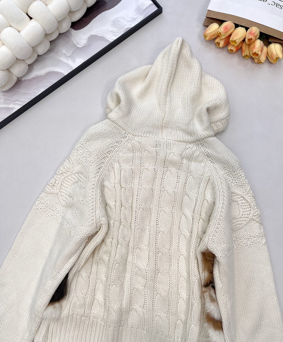 CELINE 셀린느 소가죽 배색 후드 니트 집업 20