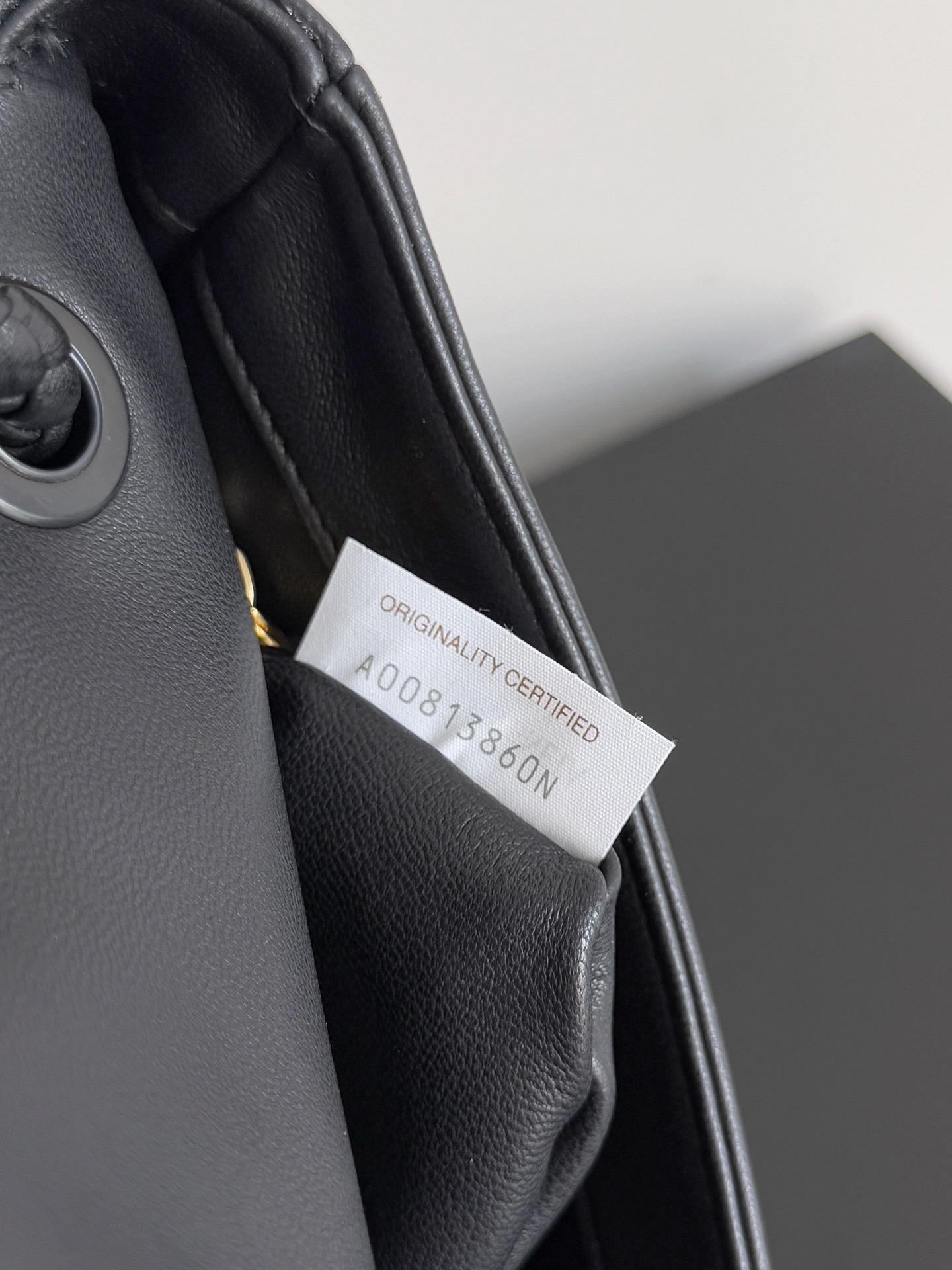 BOTTEGA VENETA 보테가베네타 매디슨 숄더백 8