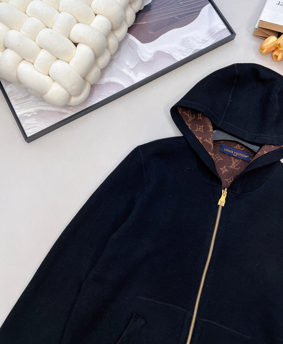 Louis Vuitton 루이비통 모노그램 양면 후드 집업 니트 가디건 4