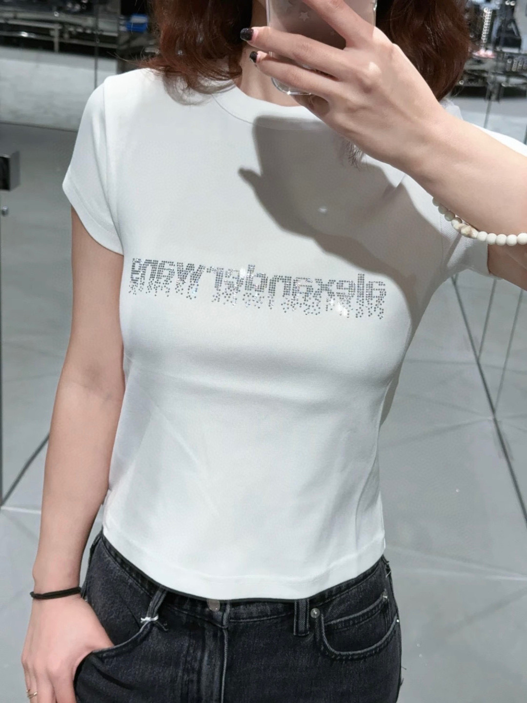 Alexander Wang 스톤 로고 크롭 반팔 티셔츠 1