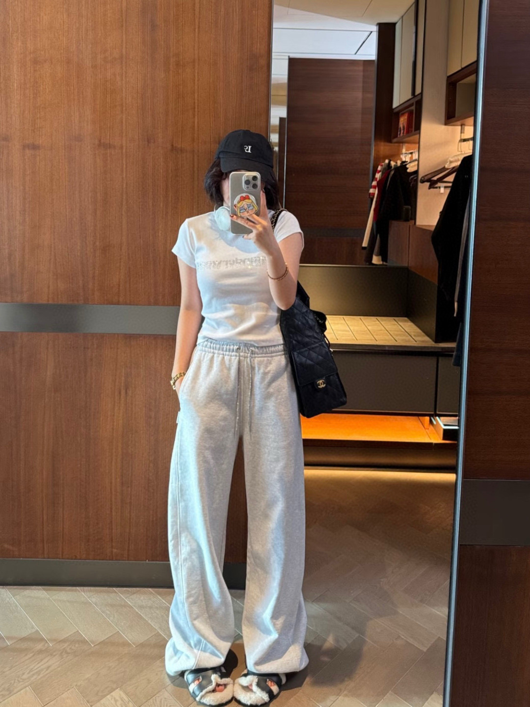 Alexander Wang 스톤 로고 크롭 반팔 티셔츠 8