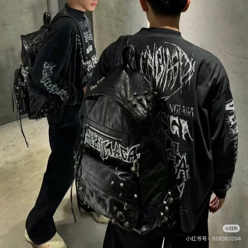 Balenciaga 발렌시아가 르 카골 레더 로고 백팩 2