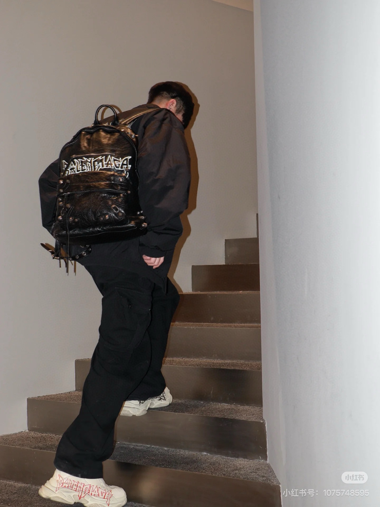 Balenciaga 발렌시아가 르 카골 레더 로고 백팩 3