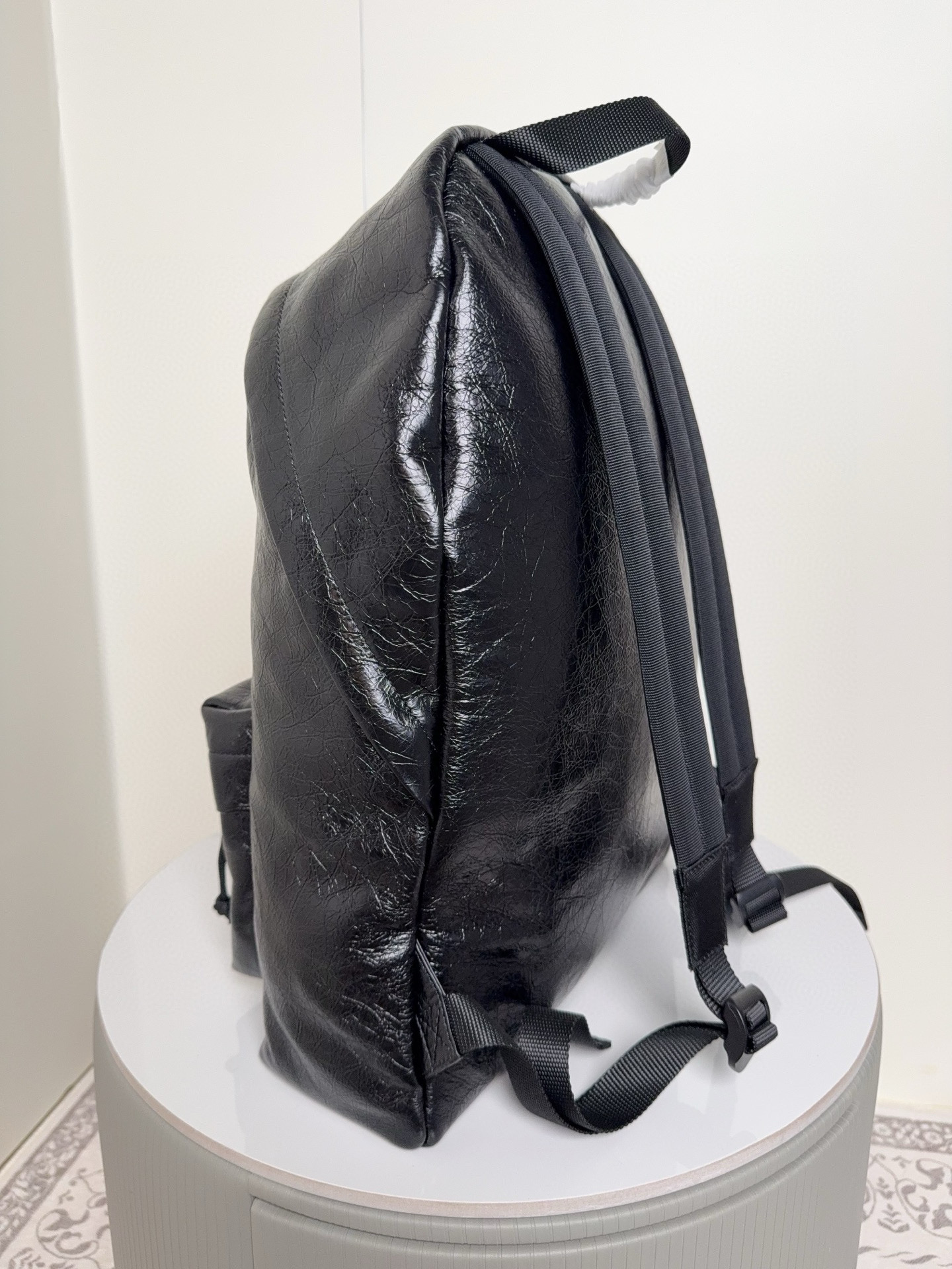 Balenciaga 발렌시아가 익스플로러 이태리 양가죽 백팩 10