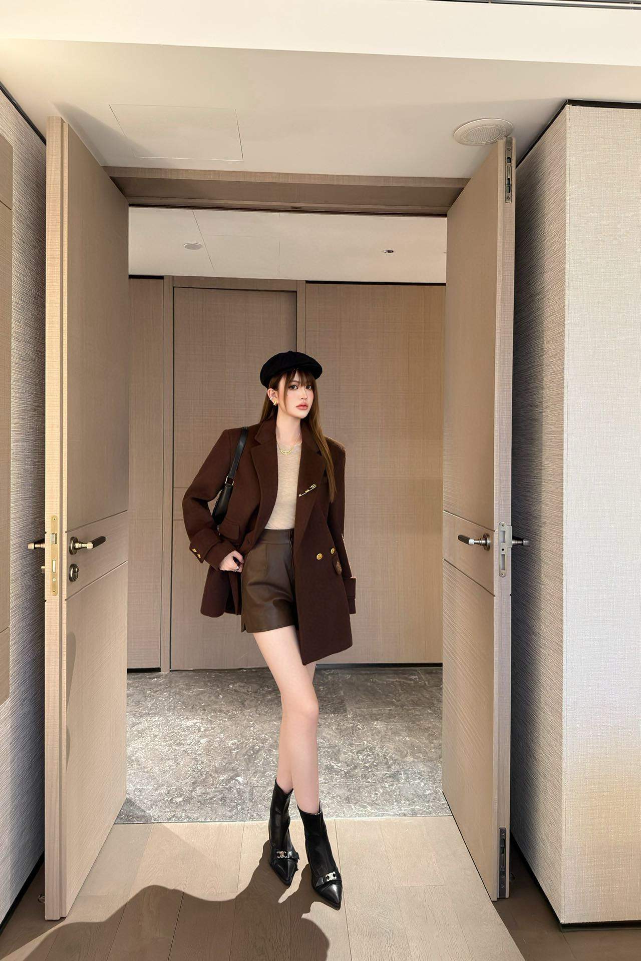 Celine 셀린느 브라운 울 혼방 골드 버튼 테일러드 자켓 1