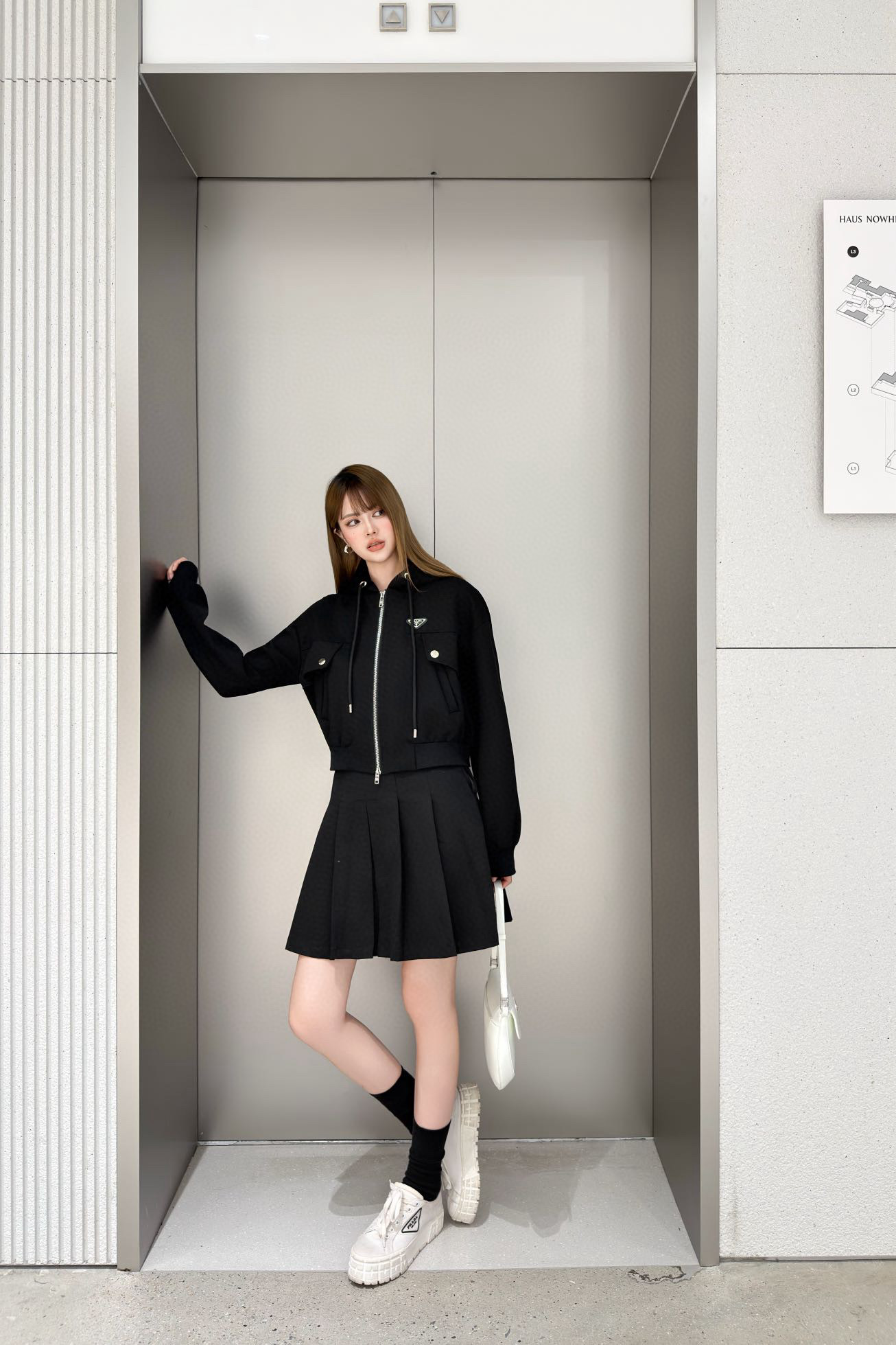 Prada 프라다 로고 패치 후드 집업 자켓 7