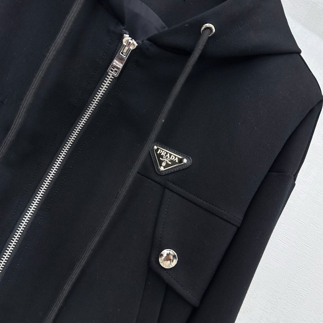 Prada 프라다 로고 패치 후드 집업 자켓 12