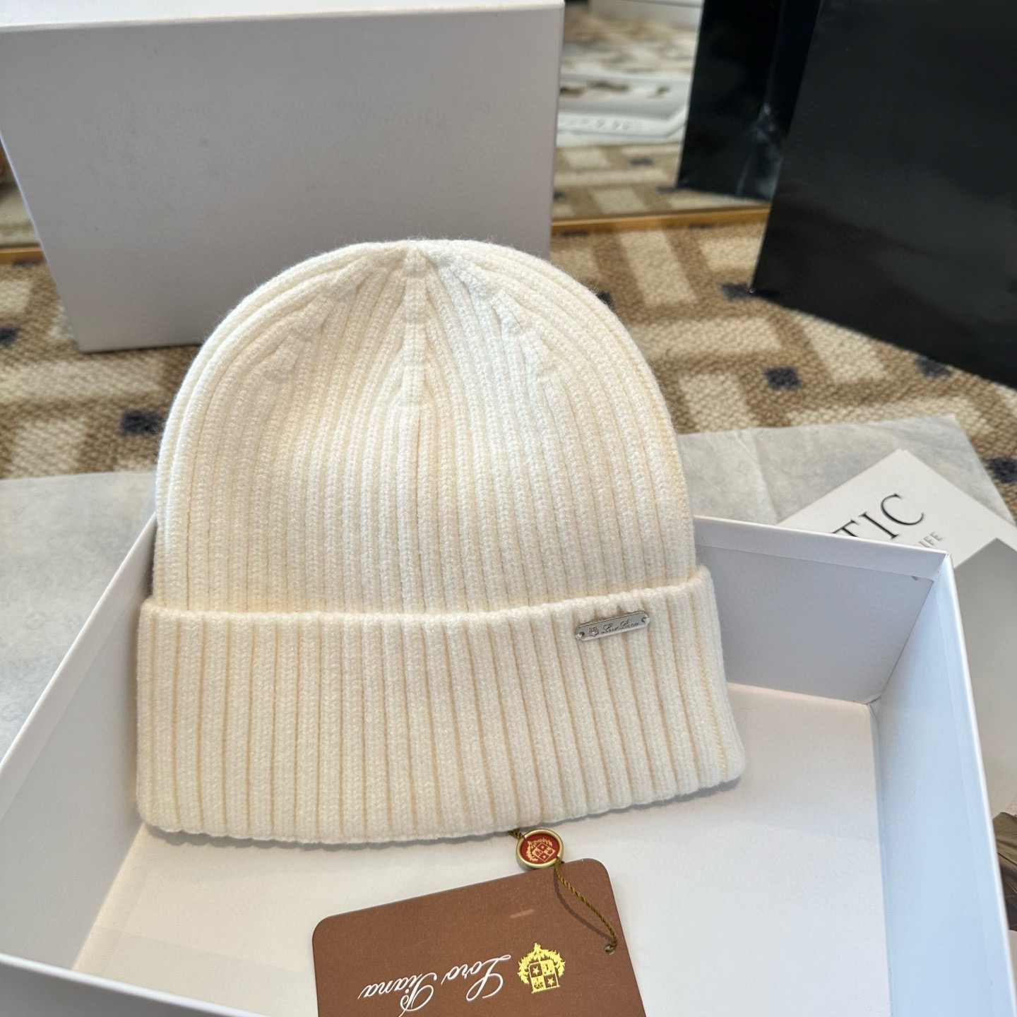 Loro Piana 로로피아나 리브드 캐시미어 비니 7